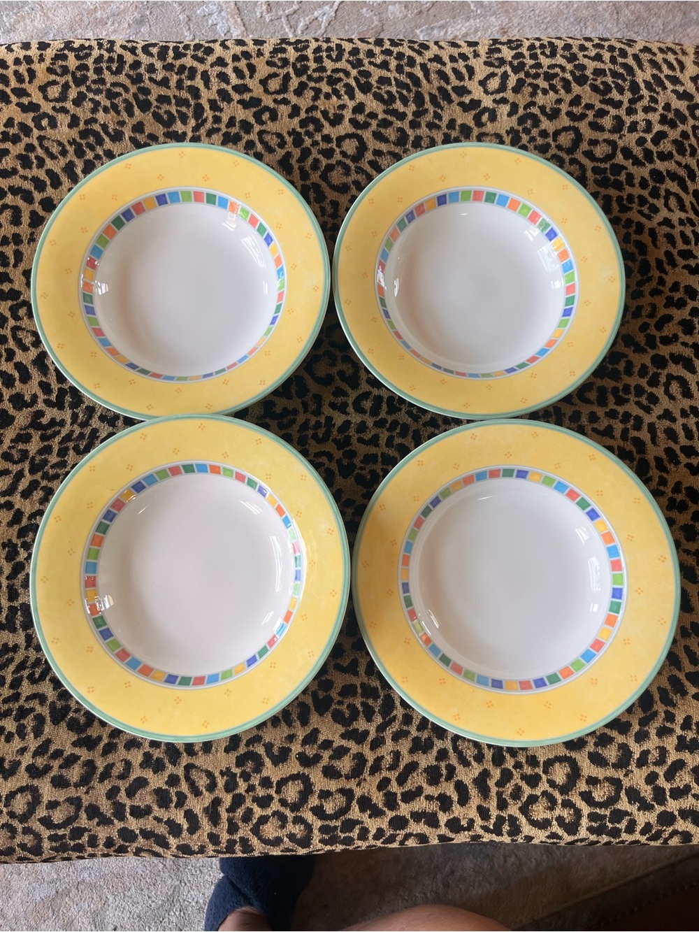 SET OF 4 VILLEROY & BOCH TWIST ALEA LIMONE  9.5" SOUP/SALAD BOWLS